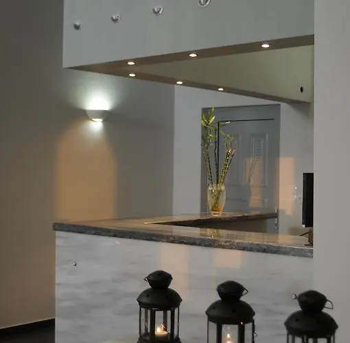 Athena Hotell 3*